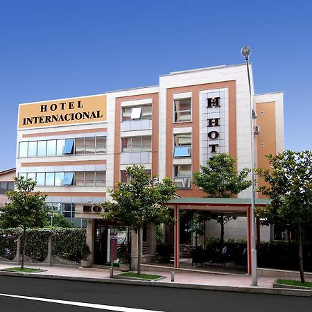 Fieri International Hotel Exterior foto